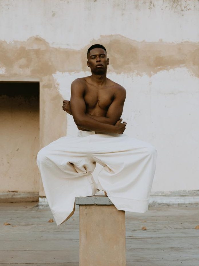 [TOUR] Bongeziwe Mabandla Announces South African Tour For “amaXesha”