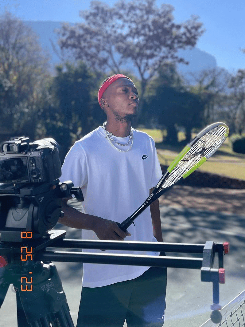 [VIDEO] Dee Xclsv’s ‘Outside’ Music Video Marks The Beginning Of A New Era For&nbsp;Him