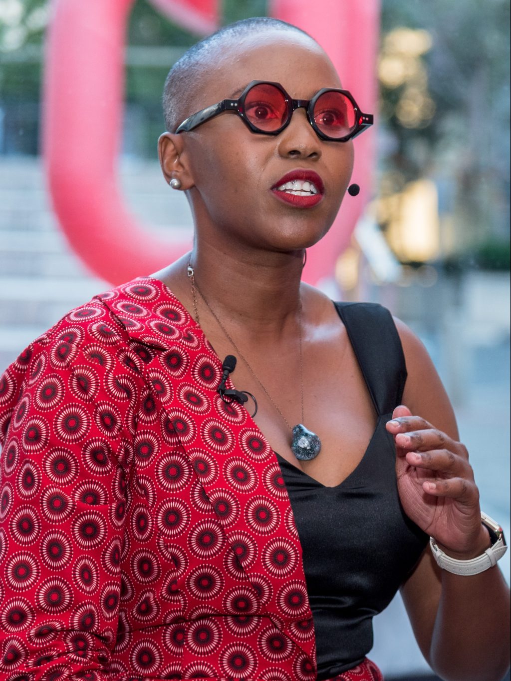 Malebogo Molokoane’s Transformative Exhibition Explores Human Emotions Through&nbsp;Glass