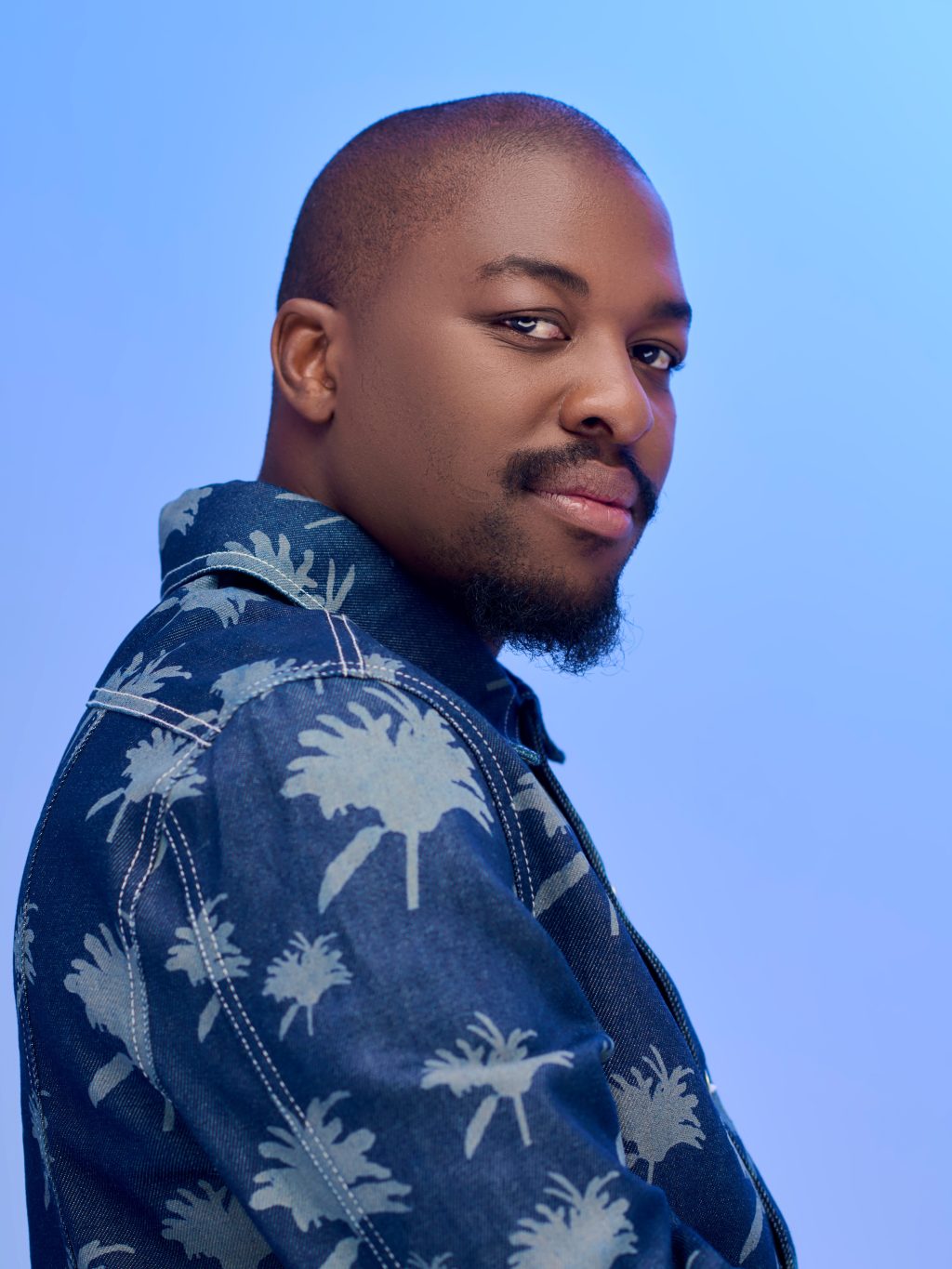 De Mthuda’s ‘Muntu Wam’ Music Video Whisks Us Away On A Musical&nbsp;Baecation