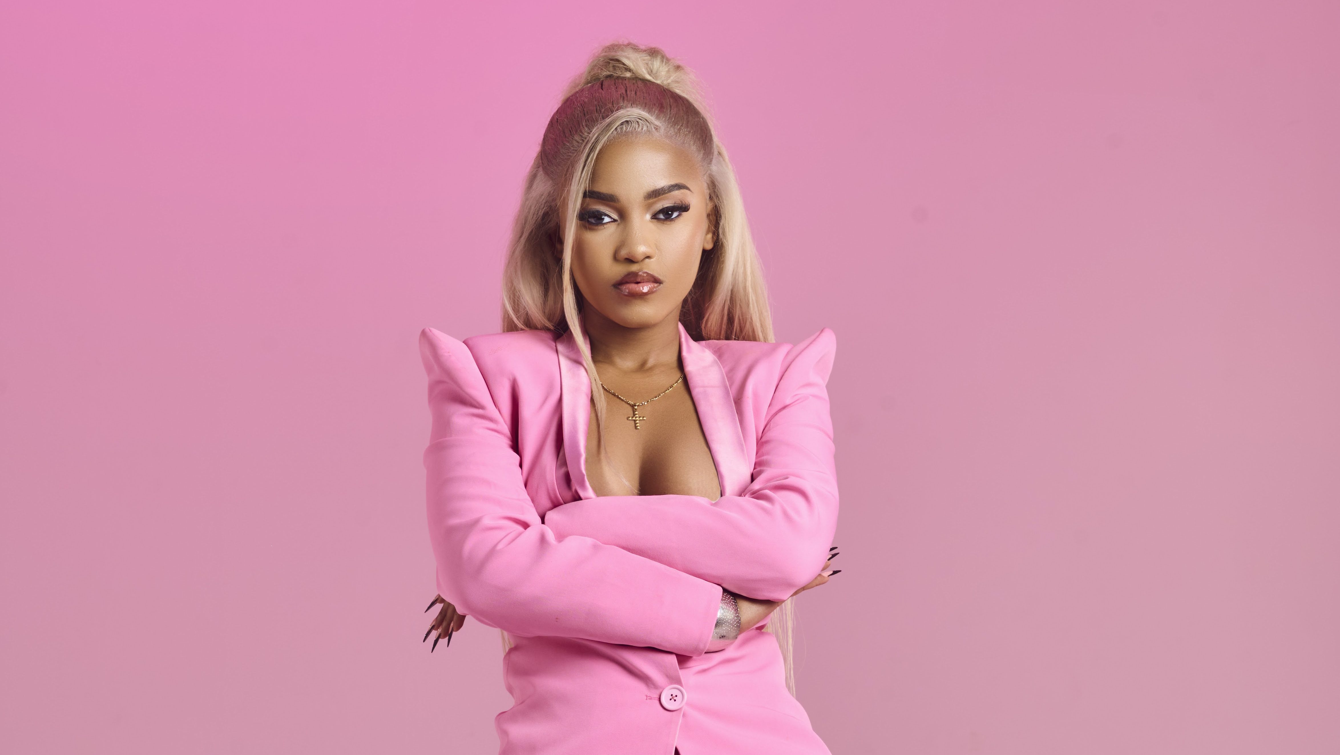 [LISTEN] Zee Nxumalo Stakes Her Claim With The Release Of Her Self-Affirming EP “Inja Ye Game”