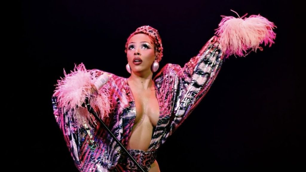 [REVIEW] Doja Cat’s Move Afrika Set Proves She Is The&nbsp;Greatest